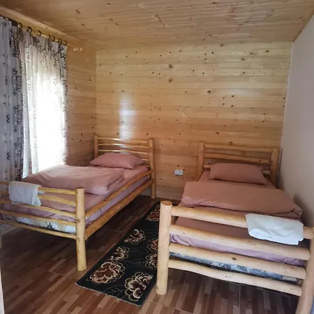 Guest Hause Artanii Valbone